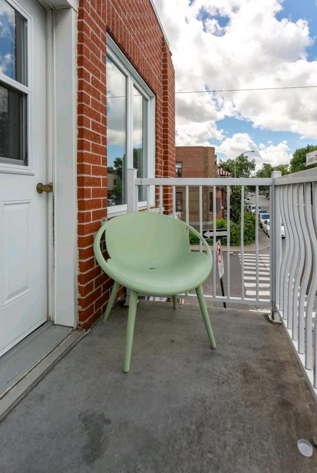 Charming Unit With Balcony Apartment Montreal Exterior photo